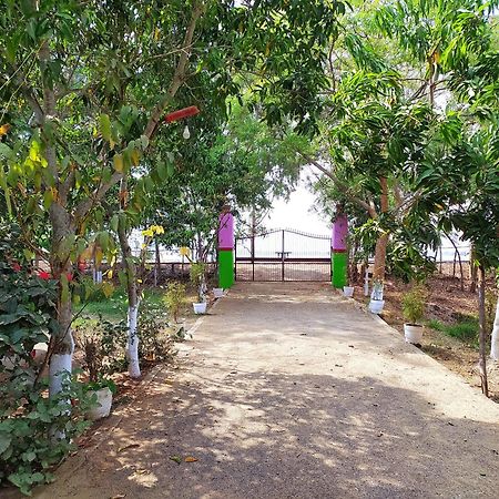 Estuarine Village Resort Sātabhāya 외부 사진