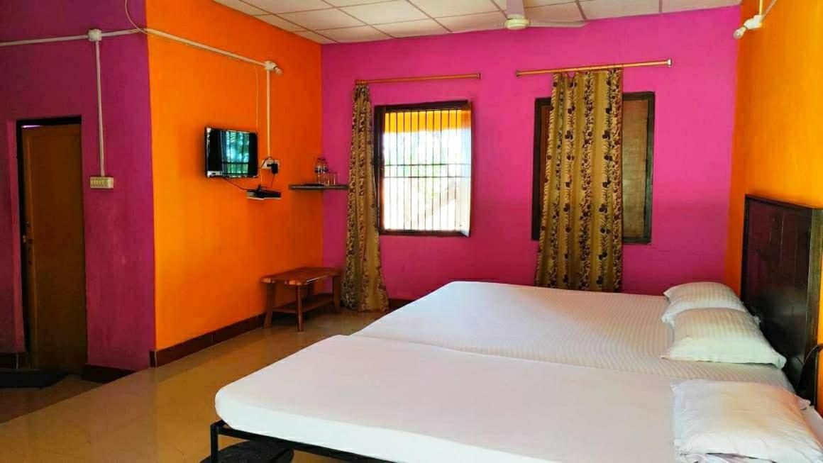 Estuarine Village Resort Sātabhāya 외부 사진