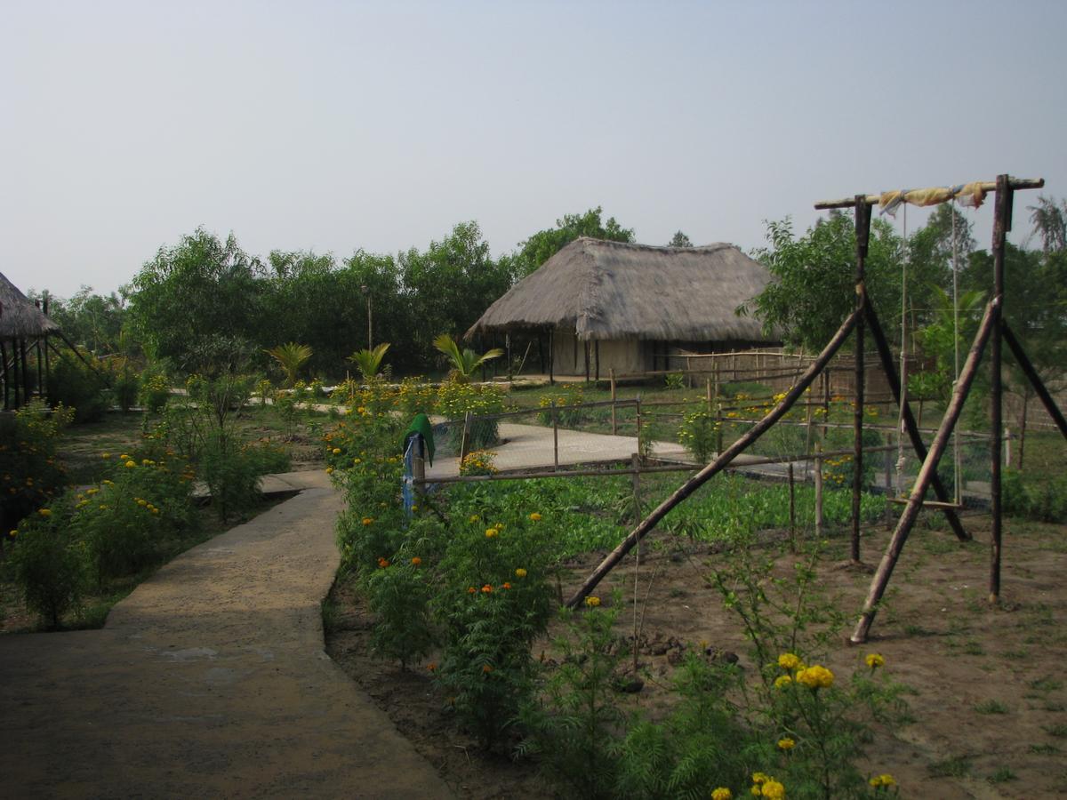 Estuarine Village Resort Sātabhāya 외부 사진