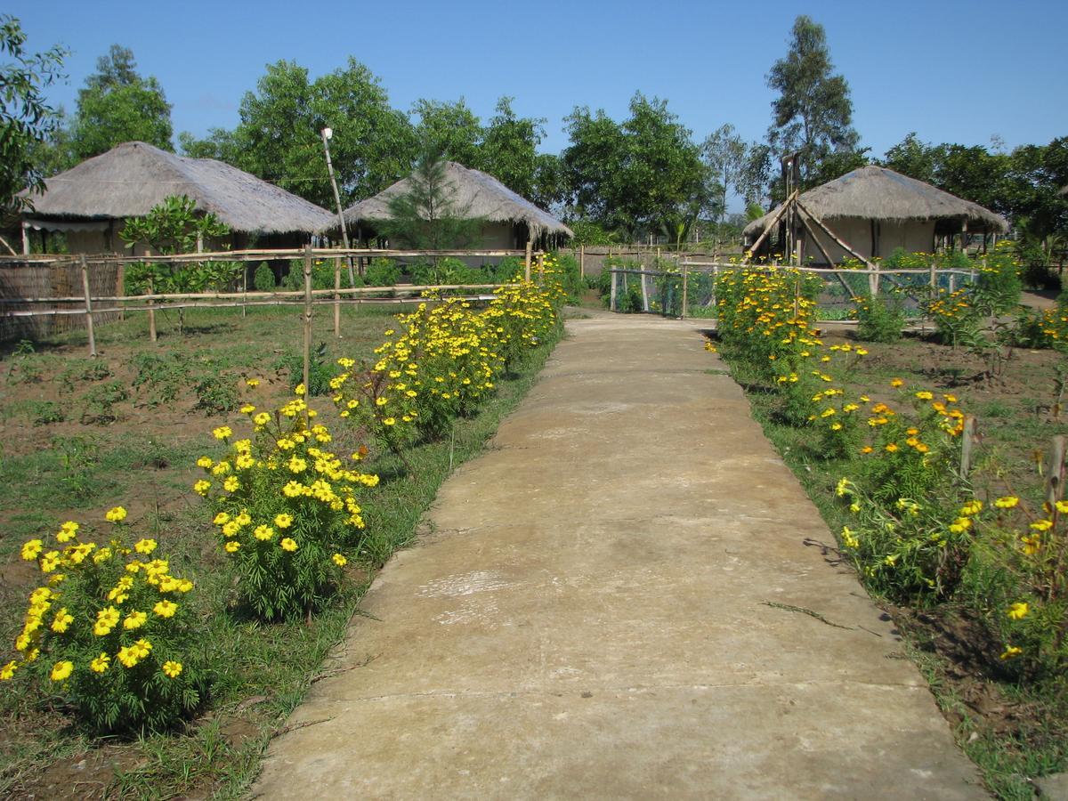 Estuarine Village Resort Sātabhāya 객실 사진