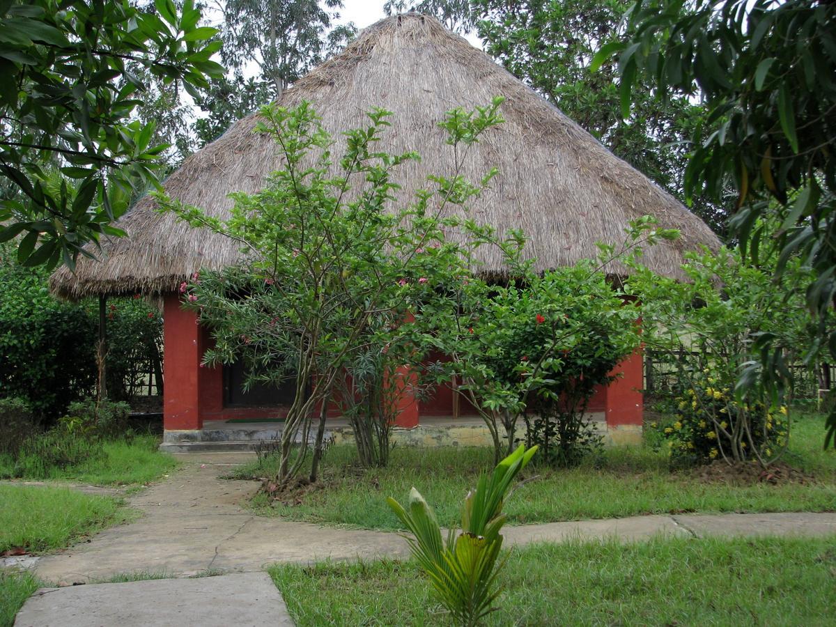 Estuarine Village Resort Sātabhāya 외부 사진