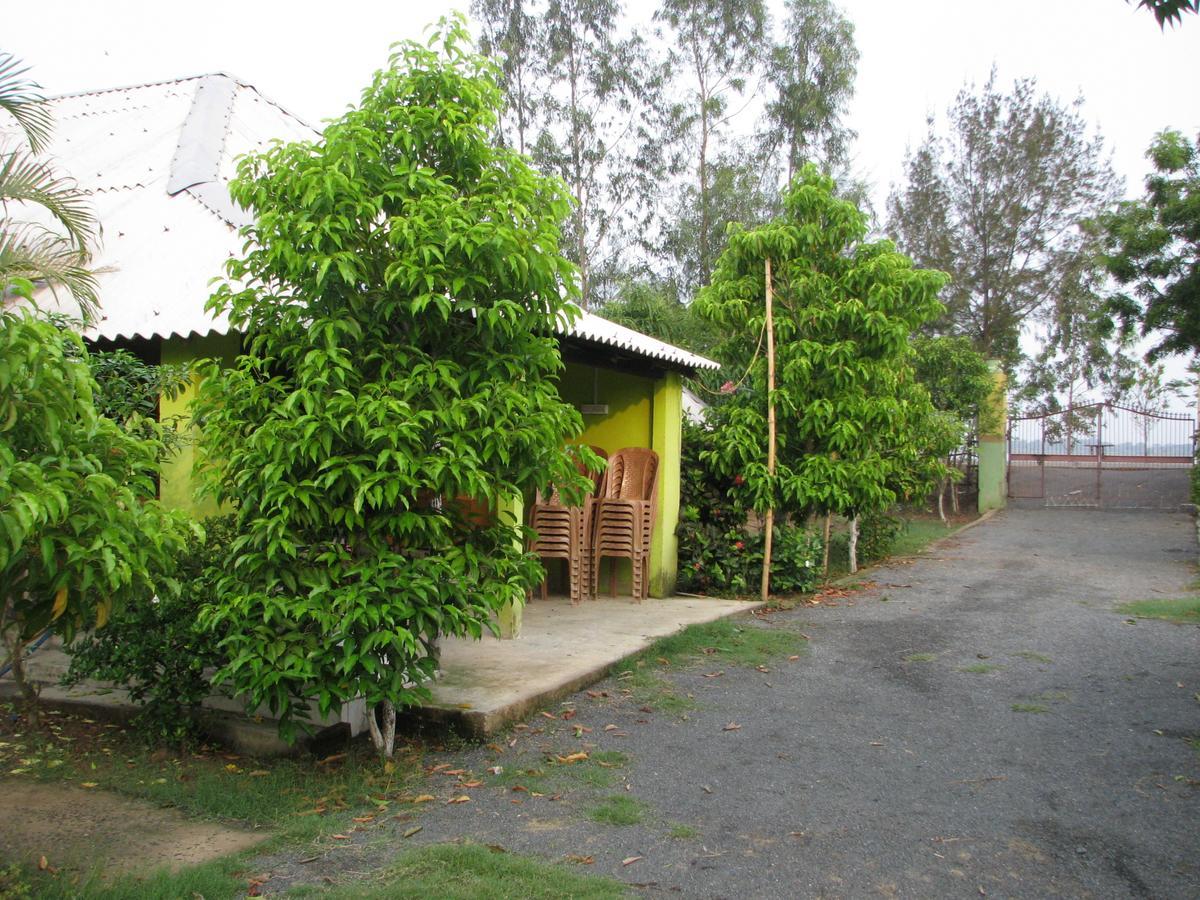 Estuarine Village Resort Sātabhāya 외부 사진